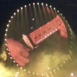 Foto scattata a Verona, nel luglio del 2016, mentre David suonava l'assolo di Comfortably Numb